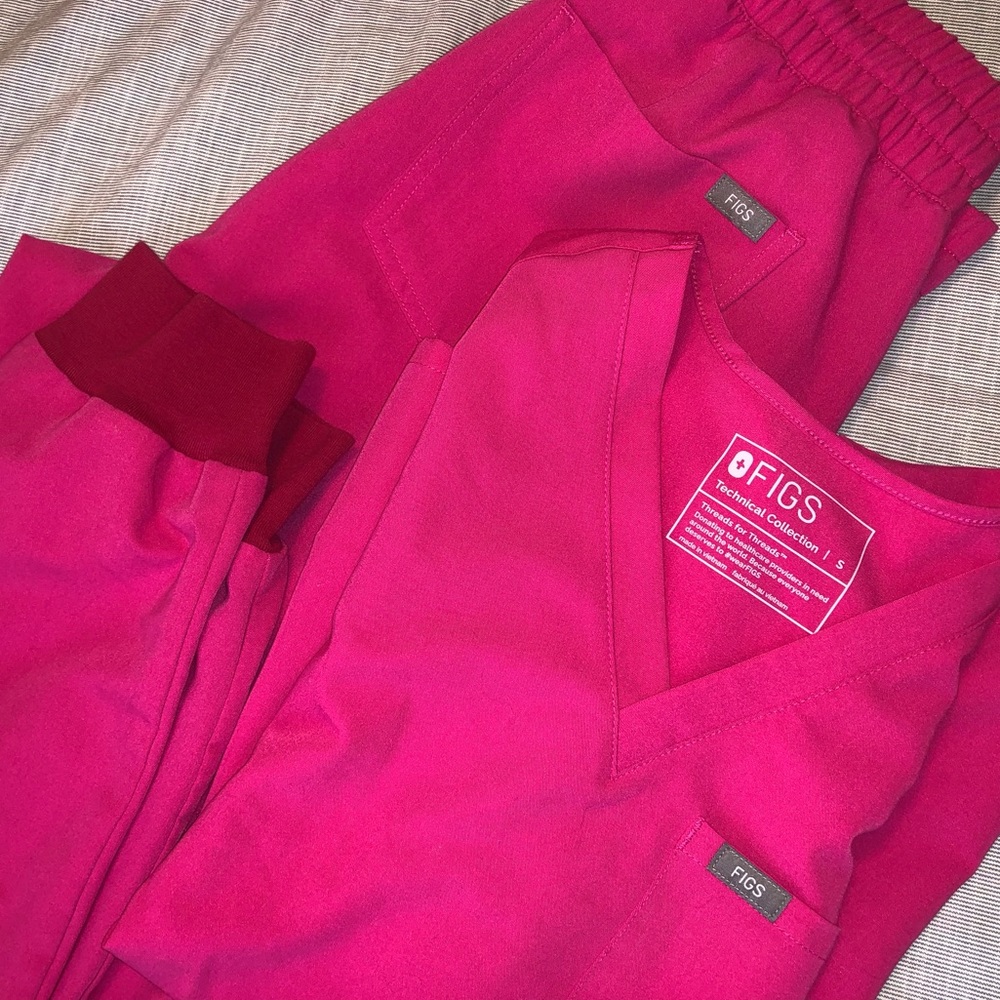 FIGS Tall Shocking Pink Set